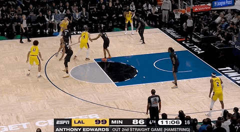 湖人绝杀！里夫斯压哨绝杀！排队给拉拉维亚道歉...