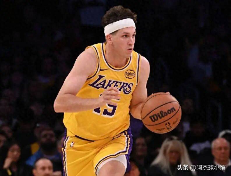 比肩科比！里夫斯压哨绝杀！厉害！