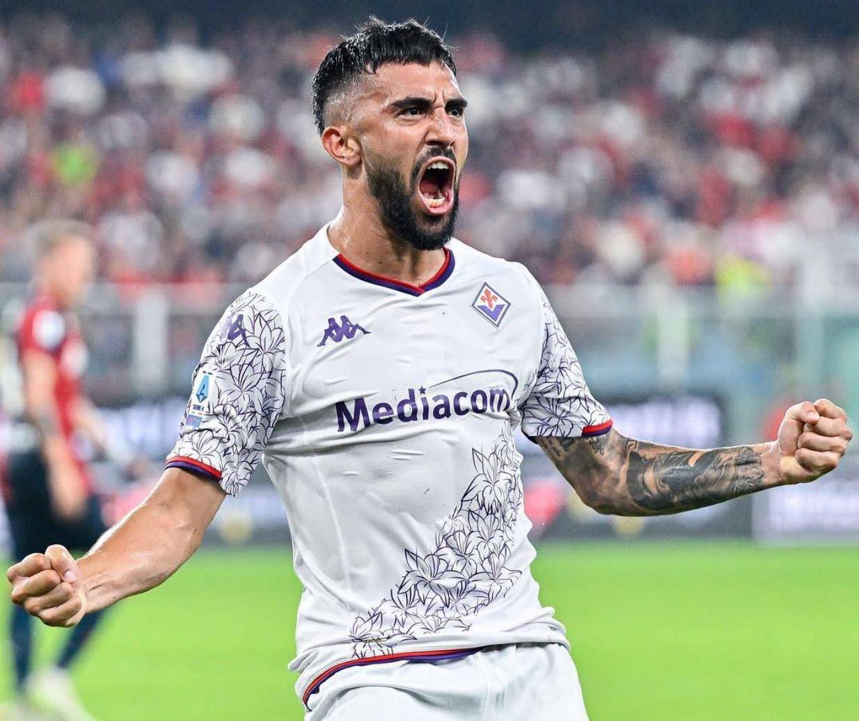 欧冠惊天误判?皇马赢球却惹争议,德泽尔比直言“可耻”,巴萨媒体公开嘲讽