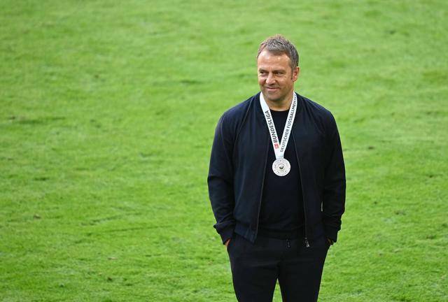 巴拉克预测巴塞罗那进入欧冠决赛,桑乔能否投奔小赫内斯?