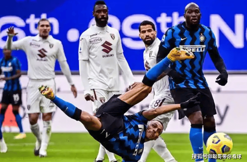 意甲联赛,国际米兰VSAC米兰,AC米兰不败金身直面国米复仇火焰。