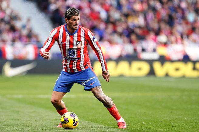 本菲卡主场迎战勒沃库森，凭借稳健防守和主场优势争夺欧冠出线席位。