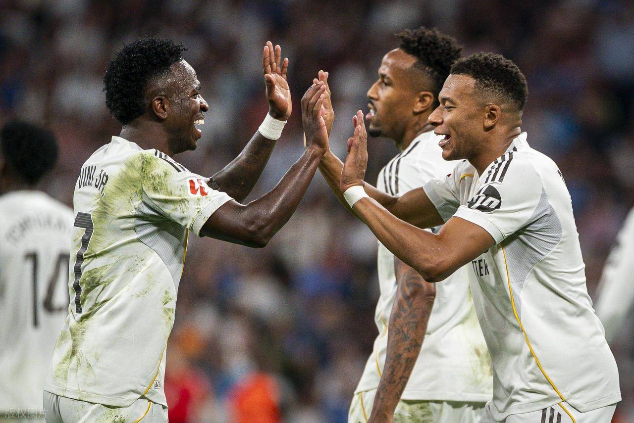 本泽马:姆巴佩能不断进球,想赢得欧冠需要维尼修斯的配合!