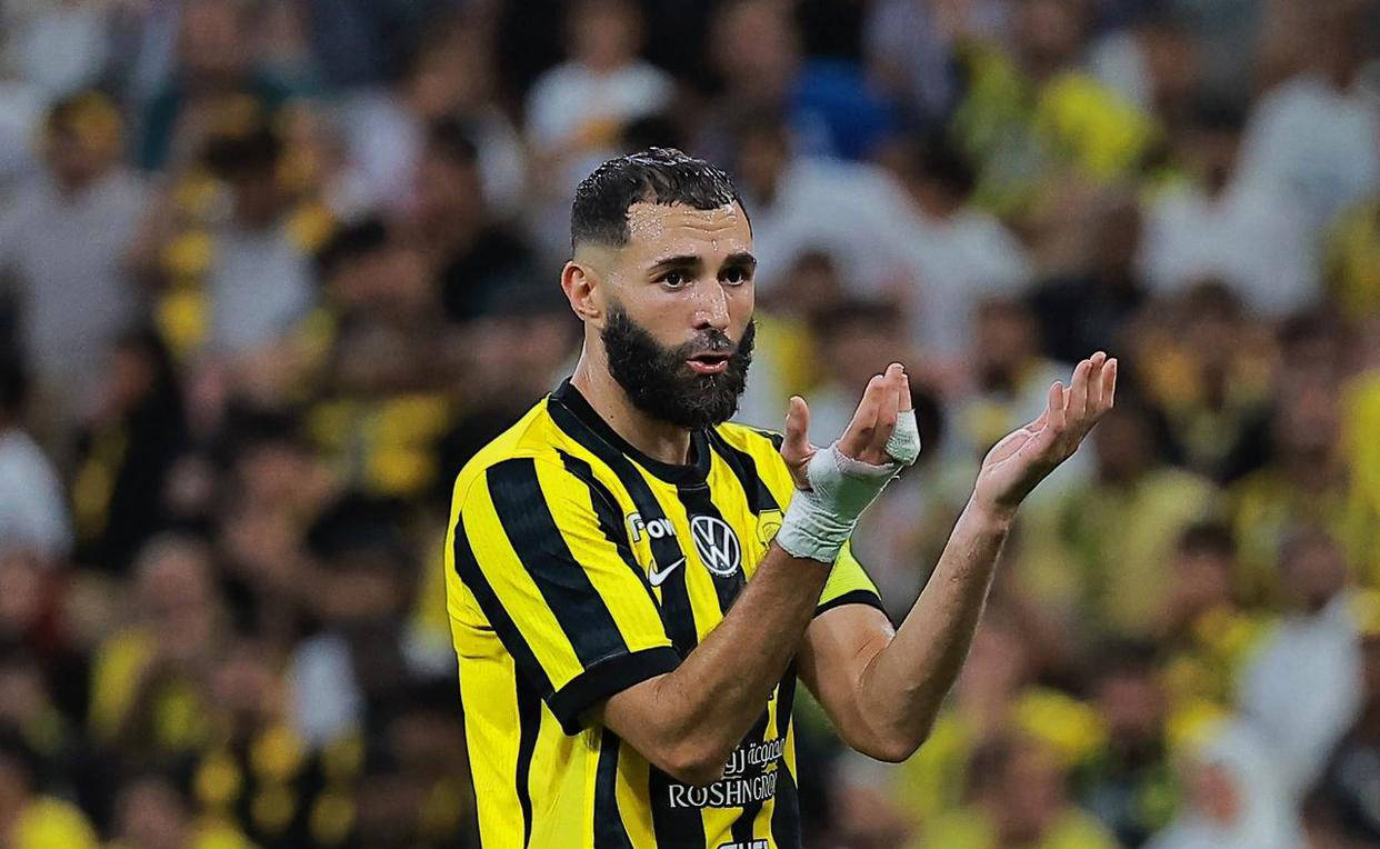 本泽马:姆巴佩若想赢得欧冠,必须与维尼修斯紧密合作!