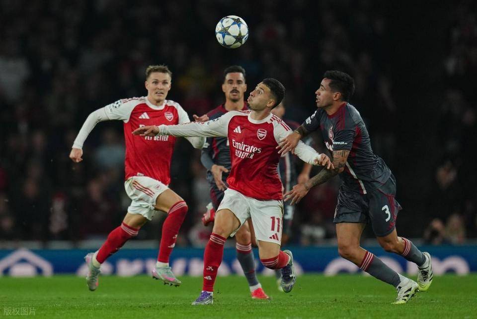 欧冠:2-0,马丁内利、萨卡利剑出鞘,阿森纳完胜希超豪门+2连胜