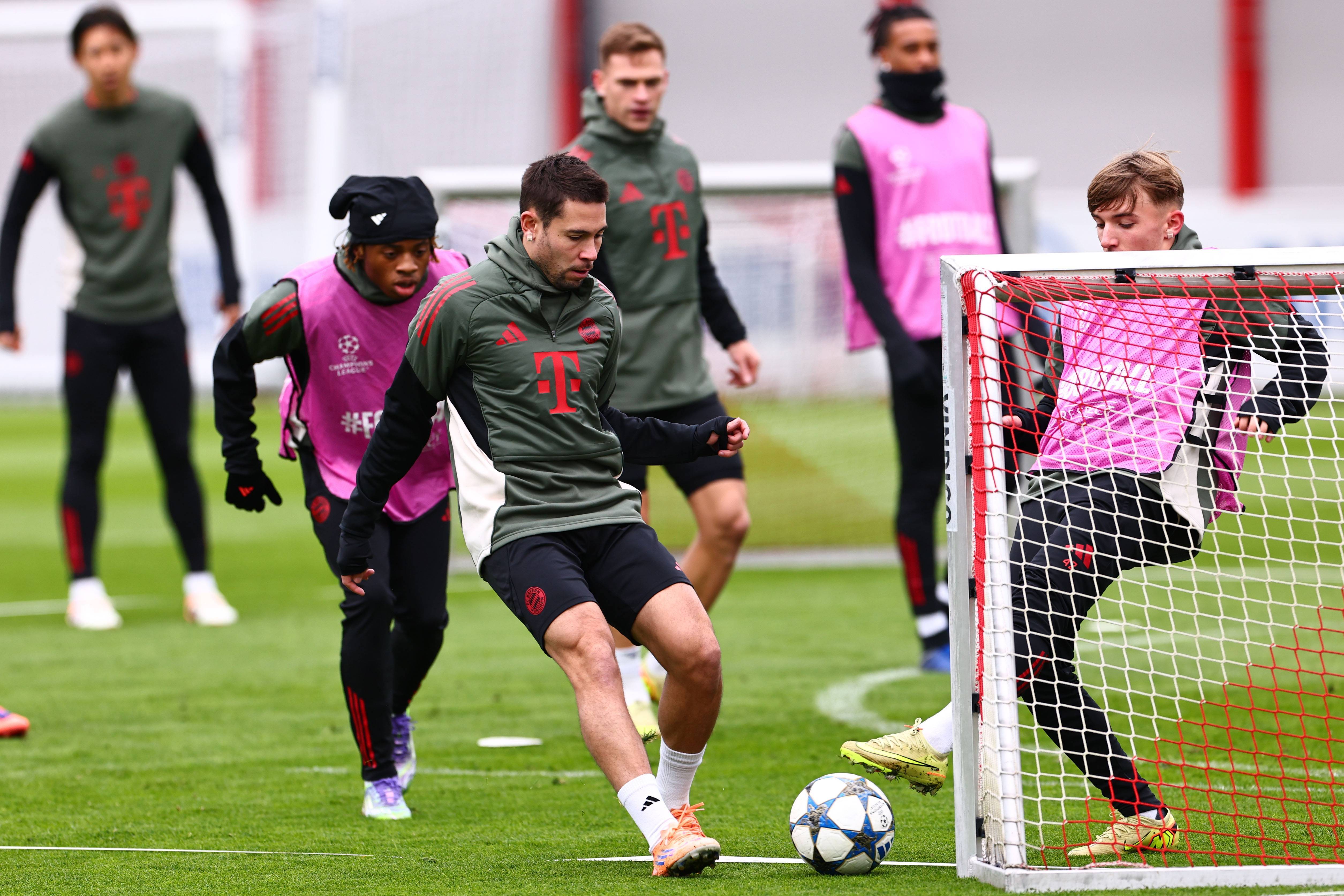 （外代二线）足球——欧冠联赛：拜仁慕尼黑赛前备战